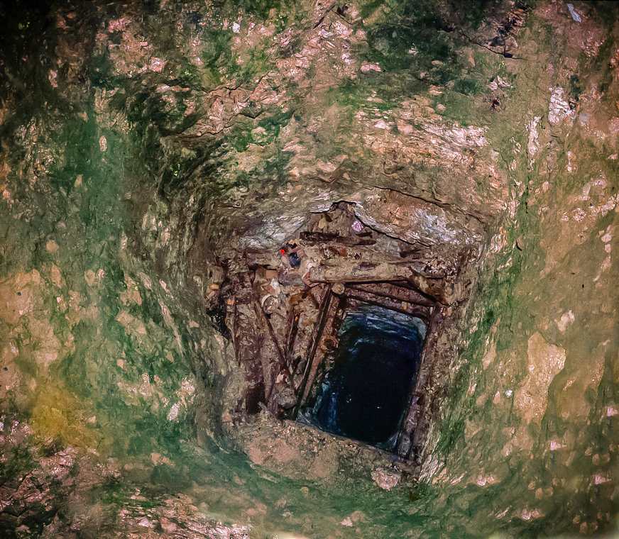 View down Wh Busy shaft 1969